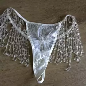 Jedinečné kalhotky Victoria ́s Secret s korálky