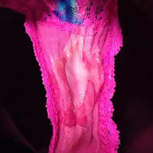 Neonově růžový orgasmus v ceně