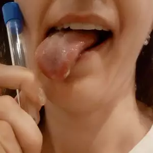 Moje sliny jako lubrigační gel