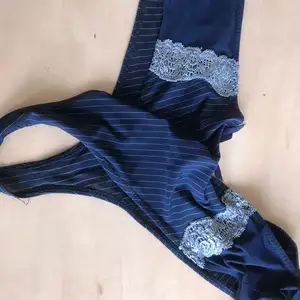 Zařízlá tanga