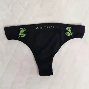 Sportovní silonové tanga