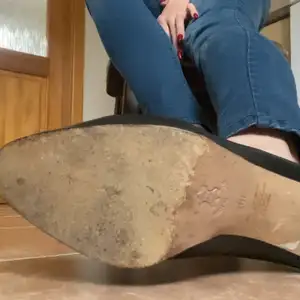 ponížení botičkovýho úchyla