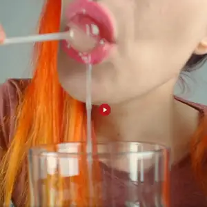 Video slintání lízátka + mé sladké plivání