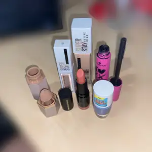 Make up pre sissy