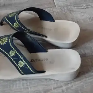 Pantofle / žabky