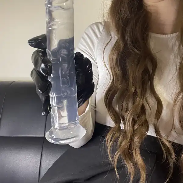 Průhledné silikonové dildo