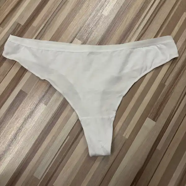Bílé bavlněnky