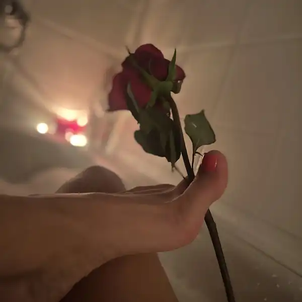 Romantika ve vaně  se trochu zvrtne