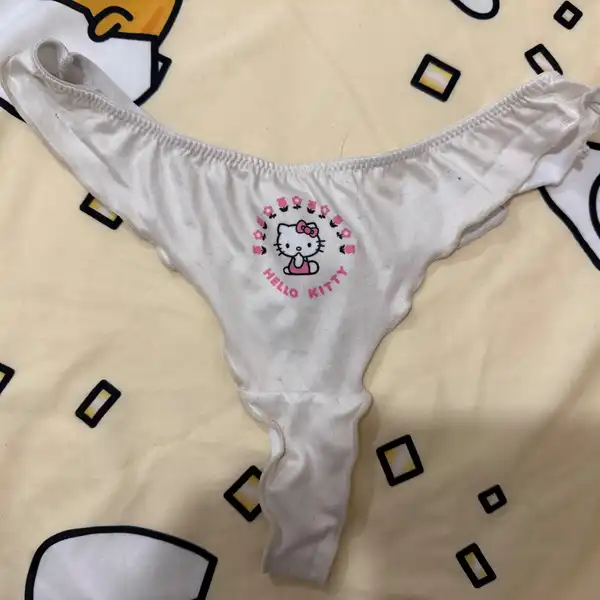 Hello kitty krémové tanga