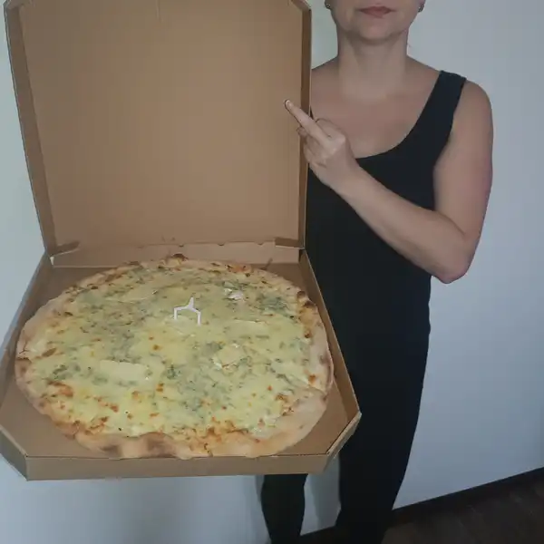 Pizza pro Madam