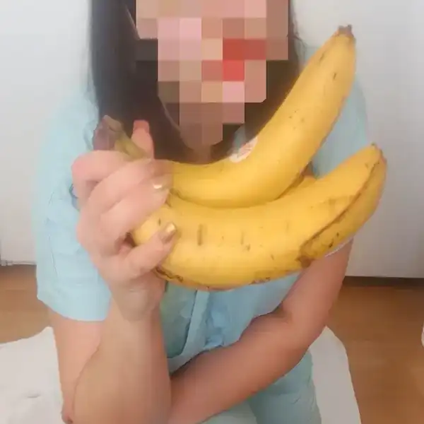 Prosím svá střeva a anal o odpuštění