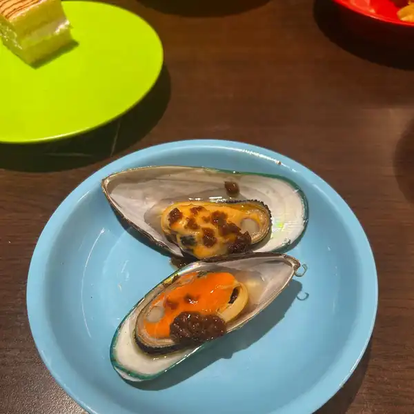 Zveš alfa pár na sushi