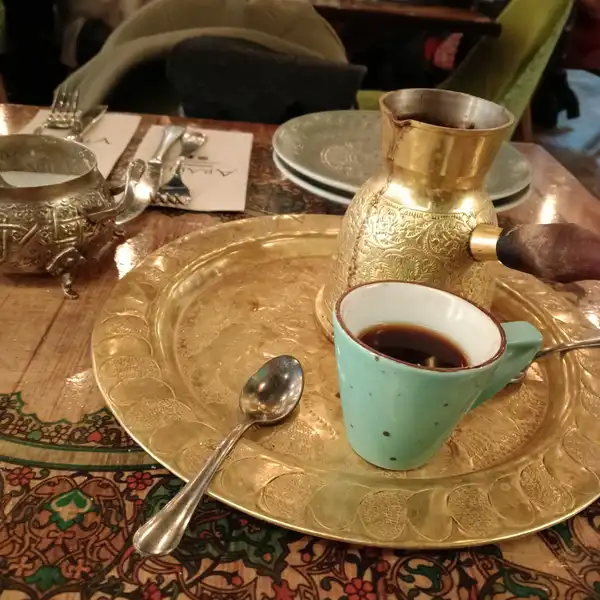 Vem mě na kafe