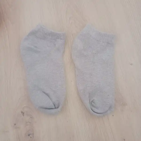 Ponožky z koše na prádlo