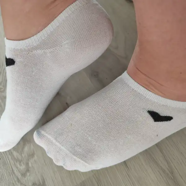 5 dní nošení ponožek se srdíčky