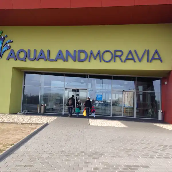 Jedu na výlet a ty to financuješ