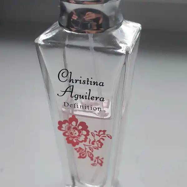 Parfém od tebe pro mě