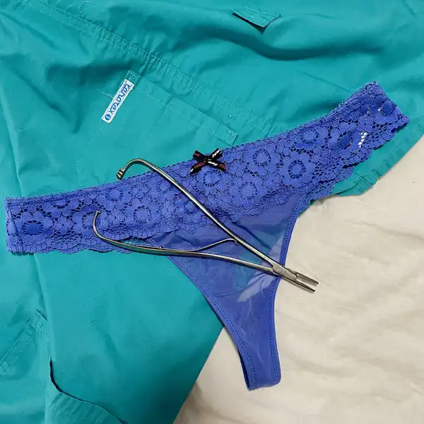 Moje oblíbené modré tanga jen pro tebe!